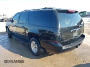 ✅ 2010 Chevrolet Suburban LT • VIN: 1GNUKJE30AR225673 • Lot: 43331437. Listed on IAAI with 247,098 mi. Free auction sales archive from the USA and detailed vehicle history report at DreamBid. Image 3.