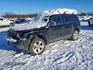 ✅ 2017 Jeep Patriot Latitude • VIN: 1C4NJRFB6HD165684 • Lot: 94801415. Listed on Copart with 84,609 mi. Free auction sales archive from the USA and detailed vehicle history report at DreamBid. Image 1.