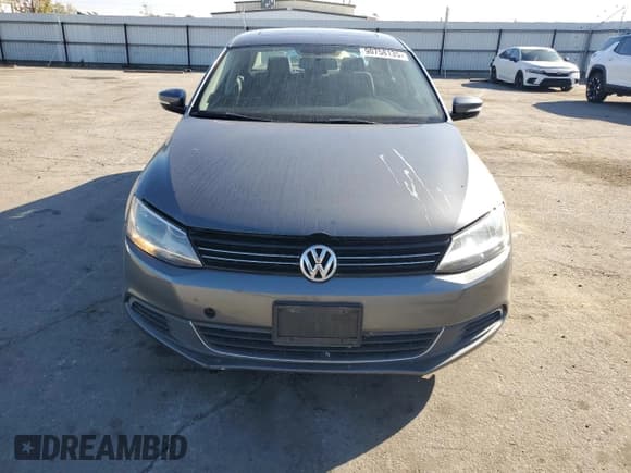 ✅ 2014 Volkswagen Jetta TDI • VIN: 3VWLL7AJ9EM391171 • Lot: 90758135. Listed on Copart with 106,874 mi. Free auction sales archive from the USA and detailed vehicle history report at DreamBid. Image 5.