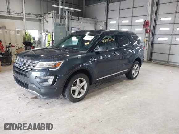 ✅ 2017 Ford Explorer XLT • VIN: 1FM5K8D86HGD63397 • Lot: 42043606. Listed on IAAI with 129,261 mi. Free auction sales archive from the USA and detailed vehicle history report at DreamBid. Image 2.