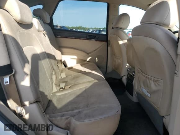 ✅ 2008 Hyundai Veracruz GLS • VIN: KM8NU13C68U060743 • Lot: 60923815. Listed on Copart with 251,688 mi. Free auction sales archive from the USA and detailed vehicle history report at DreamBid. Image 11.