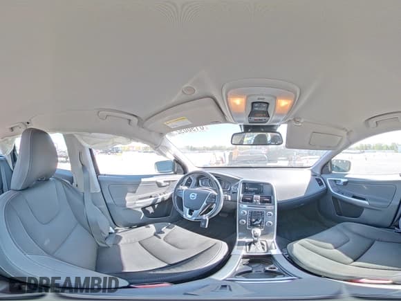 ✅ 2015 Volvo XC60 T5 Drive-E • VIN: YV440MDJ1F2673062 • Lot: 81980925. Listed on Copart with 129,604 mi. Free auction sales archive from the USA and detailed vehicle history report at DreamBid. Image 14.