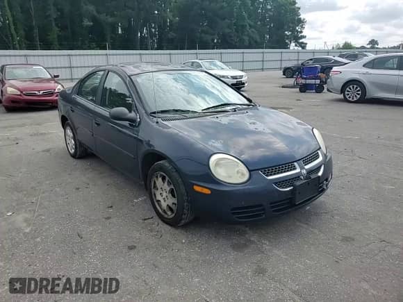 2004 Dodge Neon SXT z VIN 1B3ES56C64D570292, wystawiony jako Copart lot #59614745 z przebiegiem 144 967 mil mil oraz Szkoda całkowita • Salvage title. Historia ofert i sprzedaży dostępna na DreamBid. Obrazek 13.