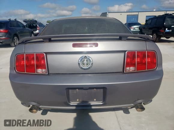 ✅ 2007 Ford Mustang Deluxe • VIN: 1ZVFT80NX75229856 • Lot: 58470955. Listed on Copart with 206,690 mi. Free auction sales archive from the USA and detailed vehicle history report at DreamBid. Image 6.