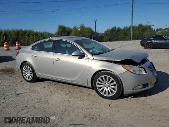 ✅ 2011 Buick Regal CXL RL4 • VIN: W04GS5EC8B1013157 • Lot: 71433485. Listed on Copart with 163,787 mi. Free auction sales archive from the USA and detailed vehicle history report at DreamBid. Image 4.