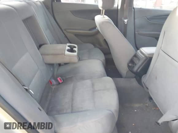 2014 Chevrolet Impala LS with VIN 2G11Y5SLXE9190414, listed as a IAAI auction lot 43350447 with 190,115 mi miles and . Bid and sale history available at DreamBid. Image 8.