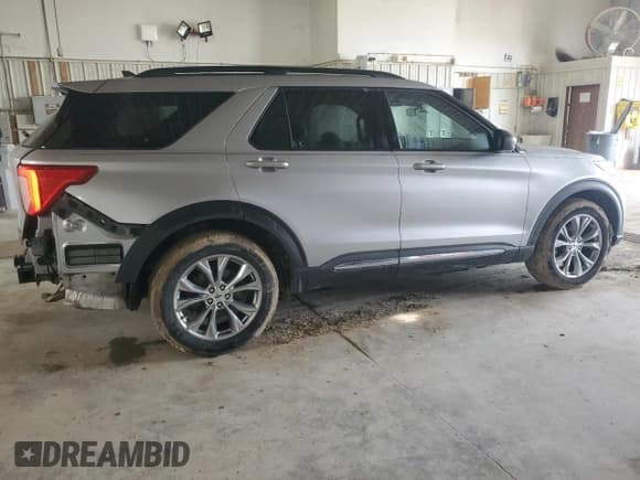 ✅ 2021 Ford Explorer XLT • VIN: 1FMSK8DHXMGB59912 • Lot: 55133055. Wystawiony na Copart z przebiegiem 34 972 mil. Bezpłatny archiwum sprzedaży aukcyjnych z USA i szczegółowy raport historii pojazdu na DreamBid. Zdjęcie 3.