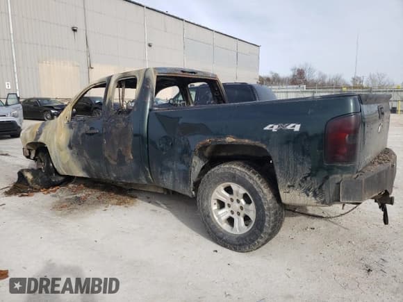 ✅ 2010 Chevrolet Silverado 1500 LT • VIN: 1GCSKSE30AZ136949 • Lot: 76276973. Listed on Copart with Not provided. Free auction sales archive from the USA and detailed vehicle history report at DreamBid. Image 2.