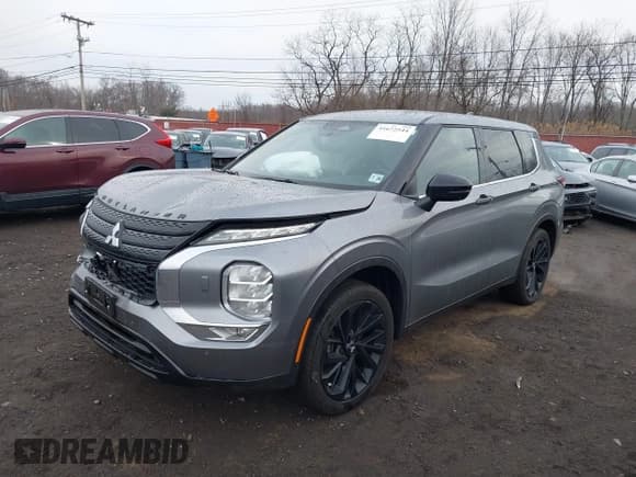 ✅ 2023 Mitsubishi Outlander SE • VIN: JA4J4UA84PZ048010 • Lot: 41672544. Wystawiony na IAAI z przebiegiem 23 781 mil. Bezpłatny archiwum sprzedaży aukcyjnych z USA i szczegółowy raport historii pojazdu na DreamBid. Zdjęcie 2.