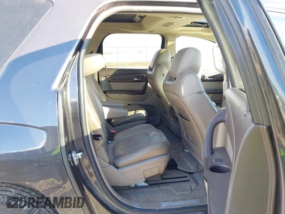 ✅ 2014 GMC Acadia Denali • VIN: 1GKKVTKD3EJ189034 • Lot: 43568632. Listed on IAAI with 181,004 mi. Free auction sales archive from the USA and detailed vehicle history report at DreamBid. Image 8.