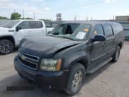 ✅ 2008 Chevrolet Suburban 3LT • VIN: 3GNFC16018G108883 • Lot: 42271973. Listed on IAAI with Not provided. Free auction sales archive from the USA and detailed vehicle history report at DreamBid. Image 2.