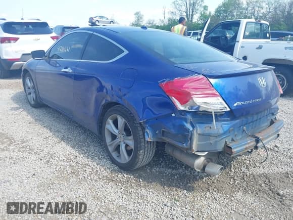 ✅ 2011 Honda Accord EX-L • VIN: 1HGCS2B85BA002864 • Лот: 42111661. Опубликован ранее на IAAI с пробегом 255 730 миль. Бесплатный доступ к архиву аукционных продаж из США и подробный отчёт об истории автомобиля на DreamBid. Изображение 3.