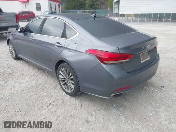 ✅ 2015 Hyundai Genesis 3.8L • VIN: KMHGN4JE5FU061570 • Lot: 41461918. Wystawiony na IAAI z przebiegiem 261 582 mil. Bezpłatny archiwum sprzedaży aukcyjnych z USA i szczegółowy raport historii pojazdu na DreamBid. Zdjęcie 3.