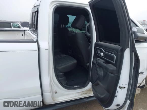 ✅ 2021 Ram 1500 Big Horn • VIN: 1C6SRFBT7MN834324 • Lot: 41509753. Listed on IAAI with 120,321 mi. Free auction sales archive from the USA and detailed vehicle history report at DreamBid. Image 8.