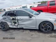 ✅ 2025 Kia K5 GT-Line • VIN: KNAG64J73S5278894 • Lot: 43352780. Wystawiony na IAAI z przebiegiem 21 062 mil. Bezpłatny archiwum sprzedaży aukcyjnych z USA i szczegółowy raport historii pojazdu na DreamBid. Zdjęcie 13.