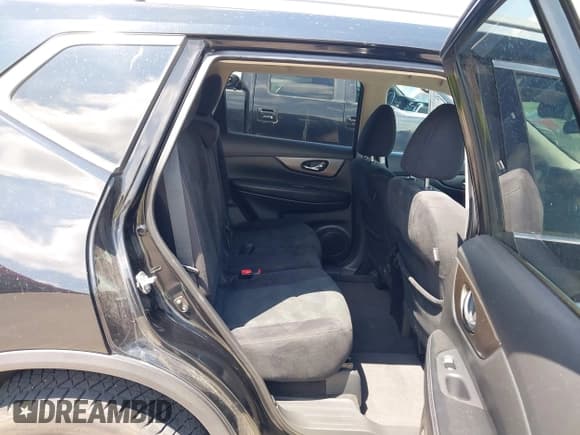 ✅ 2014 Nissan Rogue SV • VIN: 5N1AT2MV7EC860413 • Lot: 42748877. Listed on IAAI with 147,137 mi. Free auction sales archive from the USA and detailed vehicle history report at DreamBid. Image 8.