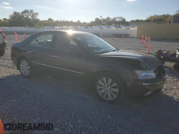 2009 Hyundai Sonata Limited z VIN 5NPEU46C79H545695, wystawiony jako Copart lot #82485375 z przebiegiem 187 737 mil mil oraz Szkoda całkowita • Salvage title. Historia ofert i sprzedaży dostępna na DreamBid. Obrazek 4.