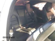 ✅ 2015 Mercedes-Benz C 250 • VIN: WDDGJ4HB8FG405408 • Lot: 43176512. Wystawiony na IAAI z przebiegiem 131 616 mil. Bezpłatny archiwum sprzedaży aukcyjnych z USA i szczegółowy raport historii pojazdu na DreamBid. Zdjęcie 8.