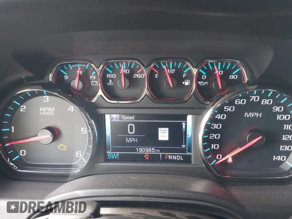 ✅ 2020 Chevrolet Suburban LT • VIN: 1GNSCHKC4LR154126 • Лот: 43843753. Опубликован ранее на IAAI с пробегом 190 965 миль. Бесплатный доступ к архиву аукционных продаж из США и подробный отчёт об истории автомобиля на DreamBid. Изображение 7.