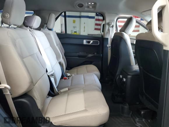 ✅ 2020 Ford Explorer • VIN: 1FMSK8BH8LGC02029 • Лот: 92243705. Опубликован ранее на Copart с пробегом 60 680 миль. Бесплатный доступ к архиву аукционных продаж из США и подробный отчёт об истории автомобиля на DreamBid. Изображение 11.