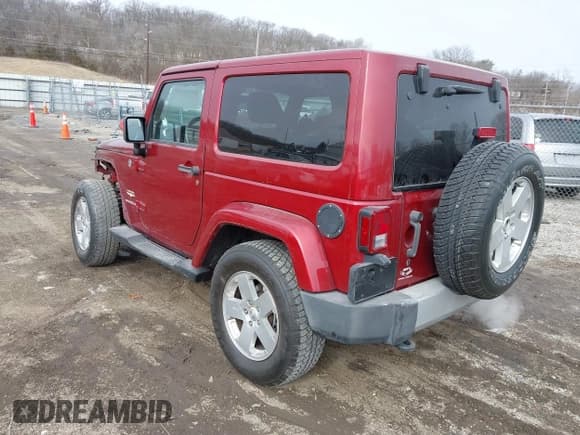 ✅ 2012 Jeep Wrangler Sahara • VIN: 1C4GJWBG0CL216622 • Lot: 41536639. Wystawiony na IAAI z przebiegiem 67 839 mil. Bezpłatny archiwum sprzedaży aukcyjnych z USA i szczegółowy raport historii pojazdu na DreamBid. Zdjęcie 3.