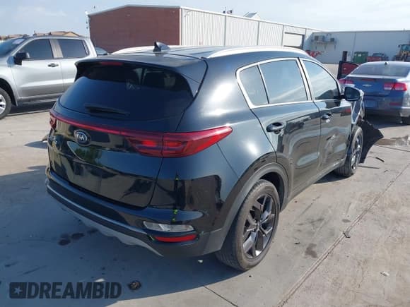 ✅ 2021 Kia Sportage S • VIN: KNDP63AC8M7925582 • Лот: 43103363. Опубликован ранее на IAAI с пробегом 67 508 миль. Бесплатный доступ к архиву аукционных продаж из США и подробный отчёт об истории автомобиля на DreamBid. Изображение 4.