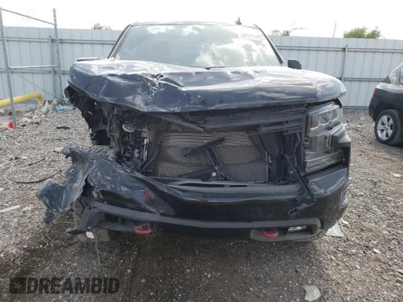 ✅ 2021 Chevrolet Silverado 1500 LT Trail Boss • VIN: 1GCPYFEDXMZ421201 • Lot: 80715883. Wystawiony na Copart z przebiegiem 18 065 mil. Bezpłatny archiwum sprzedaży aukcyjnych z USA i szczegółowy raport historii pojazdu na DreamBid. Zdjęcie 5.