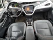 ✅ 2019 Chevrolet Bolt EV Premier • VIN: 1G1FZ6S01K4118806 • Lot: 86084884. Wystawiony na Copart z przebiegiem 388 126 mil. Bezpłatny archiwum sprzedaży aukcyjnych z USA i szczegółowy raport historii pojazdu na DreamBid. Zdjęcie 8.