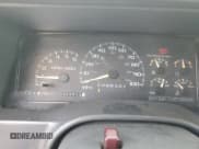 ✅ 1997 GMC Yukon • VIN: 3GKEK18R9VG511139 • Лот: 83805545. Опубликован ранее на Copart с пробегом 204 513 миль. Бесплатный доступ к архиву аукционных продаж из США и подробный отчёт об истории автомобиля на DreamBid. Изображение 9.