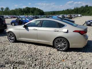 2015 Hyundai Genesis 5.0L z VIN KMHGN4JFXFU034664, wystawiony jako Copart lot #61185304 z przebiegiem 70 988 mil mil oraz Szkoda całkowita • Salvage title. Historia ofert i sprzedaży dostępna na DreamBid. Obrazek 2.