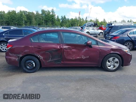 ✅ 2014 Honda Civic LX • VIN: 2HGFB2F56EH516290 • Lot: 43148378. Wystawiony na IAAI z przebiegiem 102 013 mil. Bezpłatny archiwum sprzedaży aukcyjnych z USA i szczegółowy raport historii pojazdu na DreamBid. Zdjęcie 14.