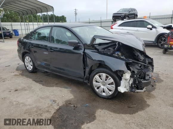 ✅ 2012 Volkswagen Jetta • VIN: 3VW2K7AJ4CM355299 • Lot: 71416975. Wystawiony na Copart z przebiegiem Nie podano. Bezpłatny archiwum sprzedaży aukcyjnych z USA i szczegółowy raport historii pojazdu na DreamBid. Zdjęcie 4.