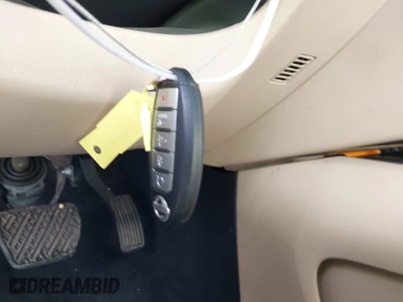 ✅ 2016 Nissan Pathfinder Platinum • VIN: 5N1AR2MN8GC612429 • Lot: 43721825. Listed on IAAI with 157,114 mi. Free auction sales archive from the USA and detailed vehicle history report at DreamBid. Image 11.