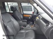 ✅ 2011 Land Rover LR4 Lux • VIN: SALAK2D48BA565450 • Lot: 42669730. Listed on IAAI with 177,858 mi. Free auction sales archive from the USA and detailed vehicle history report at DreamBid. Image 5.