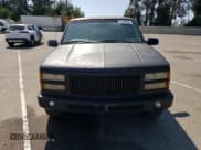 ✅ 1998 GMC Sierra 1500 • VIN: 2GTEC19R2W1515485 • Lot: 81452995. Wystawiony na Copart z przebiegiem 293 861 mil. Bezpłatny archiwum sprzedaży aukcyjnych z USA i szczegółowy raport historii pojazdu na DreamBid. Zdjęcie 5.