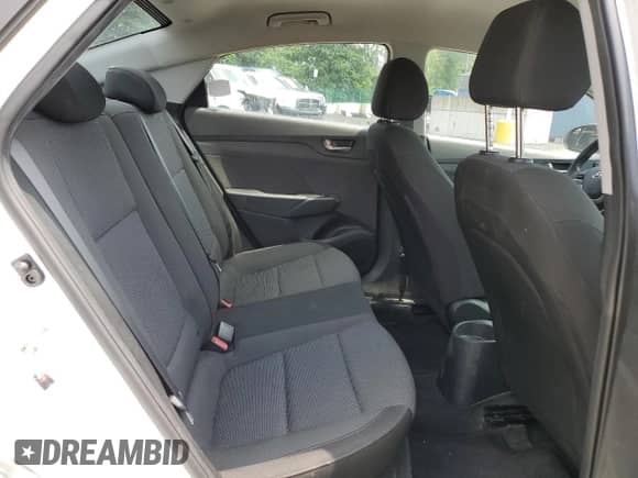 2019 Hyundai Accent SE z VIN 3KPC24A3XKE063978, wystawiony jako Copart lot #64745844 z przebiegiem 73 673 mil mil oraz Szkoda całkowita • Salvage title. Historia ofert i sprzedaży dostępna na DreamBid. Obrazek 10.