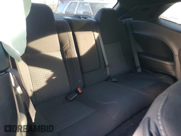 ✅ 2021 Dodge Challenger SXT • VIN: 2C3CDZAG7MH573274 • Lot: 42020404. Wystawiony na Copart z przebiegiem 29 073 mil. Bezpłatny archiwum sprzedaży aukcyjnych z USA i szczegółowy raport historii pojazdu na DreamBid. Zdjęcie 10.