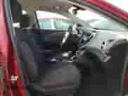 ✅ 2020 Chevrolet Sonic LT • VIN: 1G1JD5SB3L4122023 • Лот: 40572642. Размещён на Copart с пробегом 23 582 миль миль. Получите бесплатный доступ к архиву аукционных продаж из США и посмотрите подробный отчёт об истории автомобиля на DreamBid. Изображение 5.