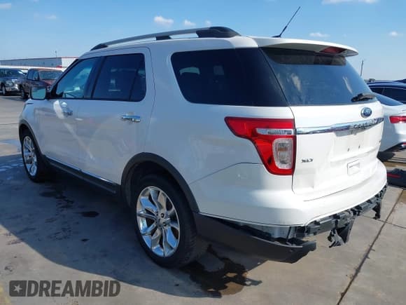 ✅ 2013 Ford Explorer XLT • VIN: 1FM5K7D88DGC05566 • Lot: 43547707. Listed on IAAI with 158,745 mi. Free auction sales archive from the USA and detailed vehicle history report at DreamBid. Image 3.