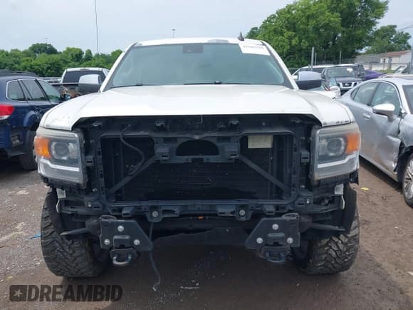 ✅ 2015 GMC Sierra 1500 SLT • VIN: 3GTU2VEC8FG309117 • Lot: 42505739. Listed on IAAI with 311,603 mi. Free auction sales archive from the USA and detailed vehicle history report at DreamBid. Image 12.