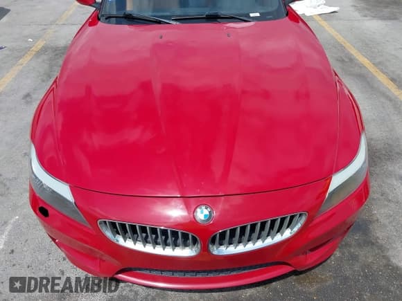 ✅ 2011 BMW Z4 sDrive35i • VIN: WBALM7C5XBE384308 • Lot: 42645162. Listed on IAAI with 92,726 mi. Free auction sales archive from the USA and detailed vehicle history report at DreamBid. Image 6.