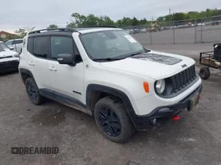 ✅ 2017 Jeep Renegade Trailhawk • VIN: ZACCJBCB5HPE81453 • Lot: 42324446. Listed on IAAI with 99,710 mi. Free auction sales archive from the USA and detailed vehicle history report at DreamBid. Image 1.