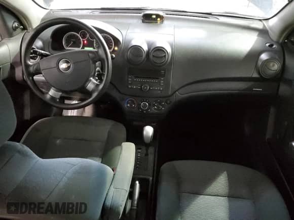 2009 Chevrolet Aveo z VIN 3G1TV55E29L125011, wystawiony jako Copart lot #43053005 z przebiegiem 133 559 mil mil oraz Czysty tytuł • Clean title. Historia ofert i sprzedaży dostępna na DreamBid. Obrazek 8.