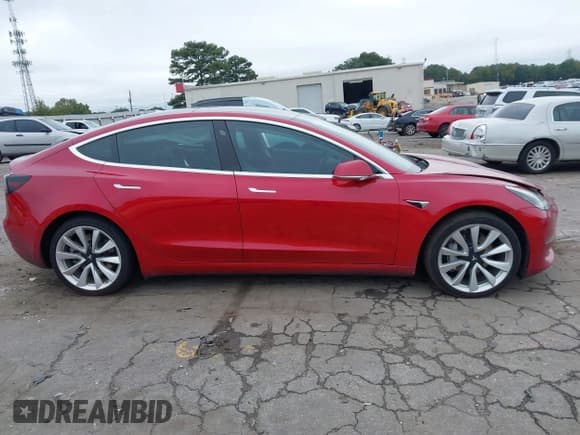 ✅ 2020 Tesla Model 3 Long Range • VIN: 5YJ3E1EBXLF783073 • Лот: 43381480. Опубликован ранее на IAAI с пробегом 164 541 миль. Бесплатный доступ к архиву аукционных продаж из США и подробный отчёт об истории автомобиля на DreamBid. Изображение 13.