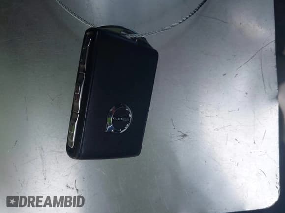 ✅ 2019 Volvo XC60 Momentum • VIN: LYV102DK7KB355104 • Лот: 43505978. Опубликован ранее на IAAI с пробегом 42 909 миль. Бесплатный доступ к архиву аукционных продаж из США и подробный отчёт об истории автомобиля на DreamBid. Изображение 11.