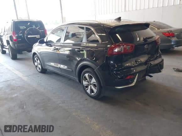 ✅ 2019 Kia Niro LX • VIN: KNDCB3LC6K5243297 • Лот: 42609946. Опубликован ранее на IAAI с пробегом 54 091 миль. Бесплатный доступ к архиву аукционных продаж из США и подробный отчёт об истории автомобиля на DreamBid. Изображение 3.