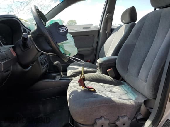 ✅ 2006 Hyundai Elantra GLS • VIN: KMHDN46D66U228506 • Lot: 55064785. Wystawiony na Copart z przebiegiem 218 133 mil. Bezpłatny archiwum sprzedaży aukcyjnych z USA i szczegółowy raport historii pojazdu na DreamBid. Zdjęcie 7.