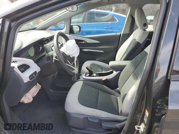 2018 Chevrolet Bolt EV LT z VIN 1G1FW6S0XJ4140438, wystawiony jako Copart lot #38987334 z przebiegiem 63 812 mil mil oraz . Historia ofert i sprzedaży dostępna na DreamBid. Obrazek 7.