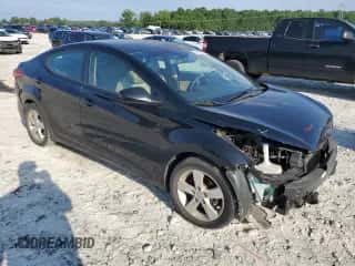 2013 Hyundai Elantra GLS z VIN KMHDH4AE0DU582591, wystawiony jako Copart lot #62272505 z przebiegiem 140 587 mil mil oraz Szkoda całkowita • Salvage title. Historia ofert i sprzedaży dostępna na DreamBid. Obrazek 4.