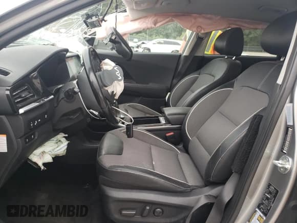 ✅ 2022 Kia Niro S • VIN: KNDCC3LG3N5159944 • Lot: 62590255. Listed on Copart with 99,703 mi. Free auction sales archive from the USA and detailed vehicle history report at DreamBid. Image 7.